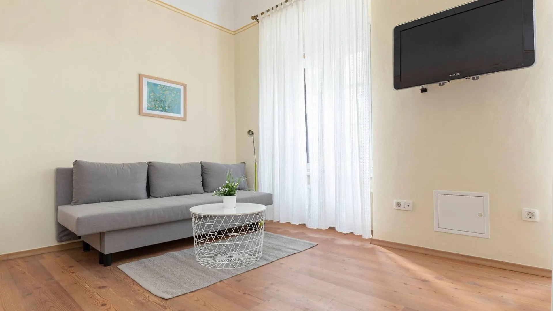 By The Walnut Tree Apartment Ljubljana Slovenia